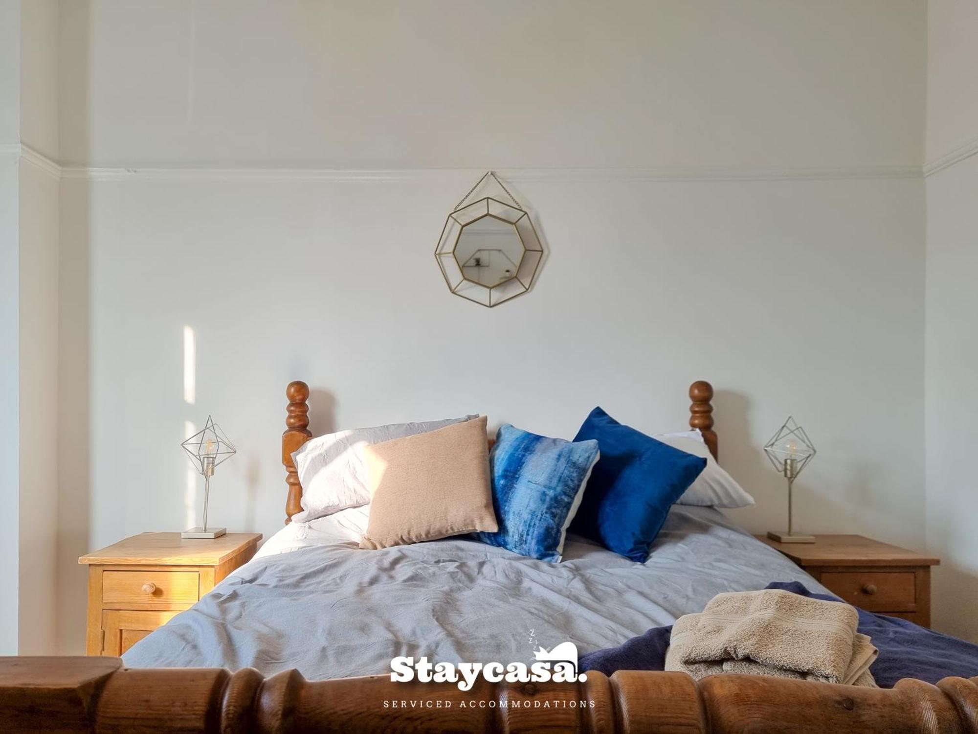 Casa vacanze Spacious 6-bed With Large Patio And Free Parking *